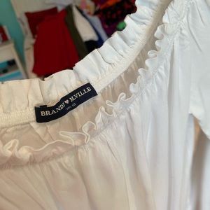 ‼️sold‼️Brandy Melville Off The Shoulder Top